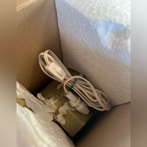 Dickens Of London Porcelain Collectable Lighted Church - Picture 2 of 12